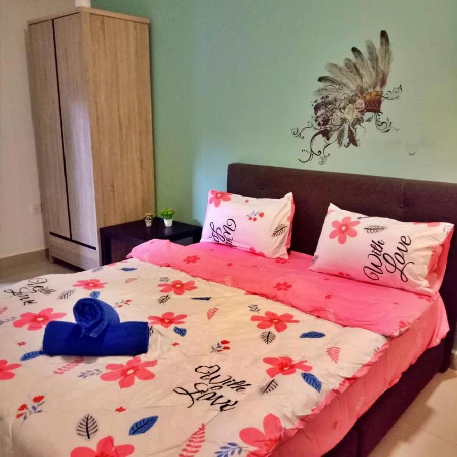 Desaru Cosy Homestay - Near Waterpark, Beach, Rapid -Wifi, Tvbox, Steamboat, Bbq Available Zewnętrze zdjęcie